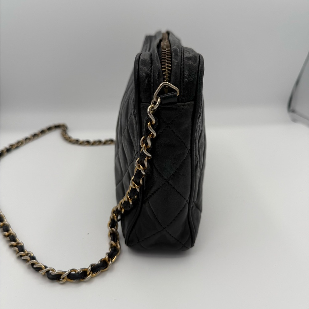 Vintage Chanel Black Quilted Shoulder Bag - Picture 6 of 13
